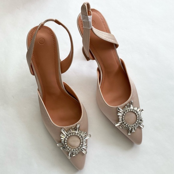 Crystal Slingback Satin Heels in Nude NWT - Picture 4 of 7
